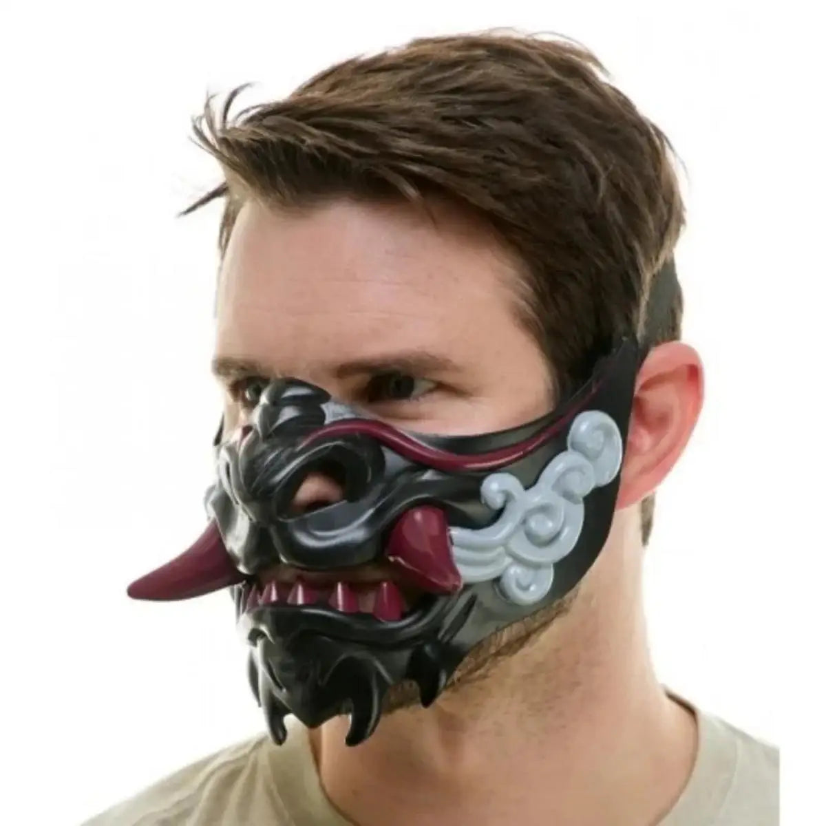 Máscaras Media Cara (Diablo Japonés y Murciélago Demoníaco)